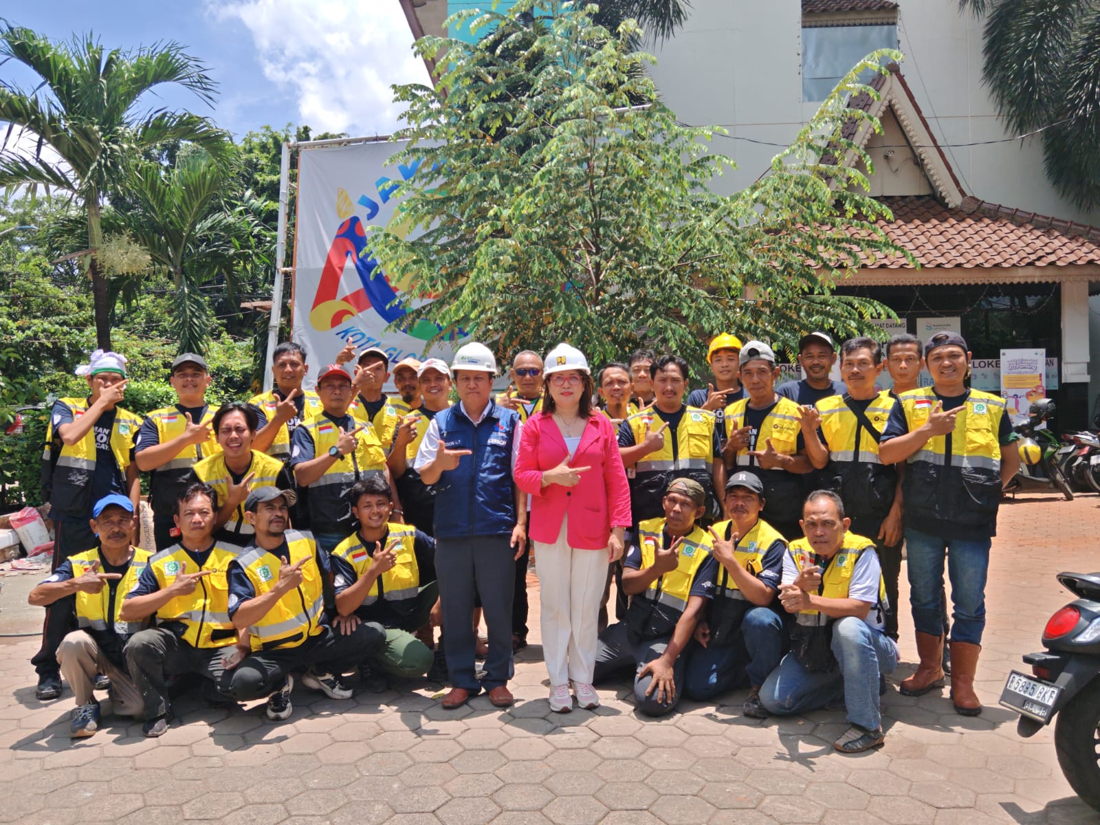 55 Pekerja Konstruksi di Kebayoran Lama Mengikuti Uji Sertifikasi Kompetensi